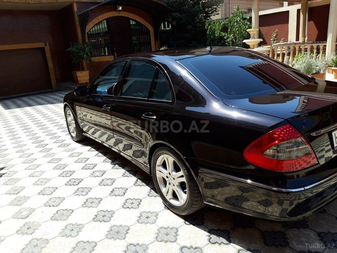 Mercedes E 220 2006, 215,700 km - 2.2 l - Bakı