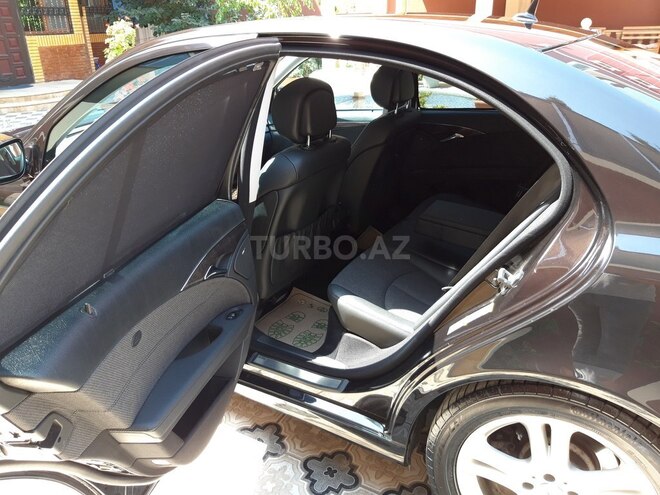 Mercedes E 220 2006, 215,700 km - 2.2 l - Bakı
