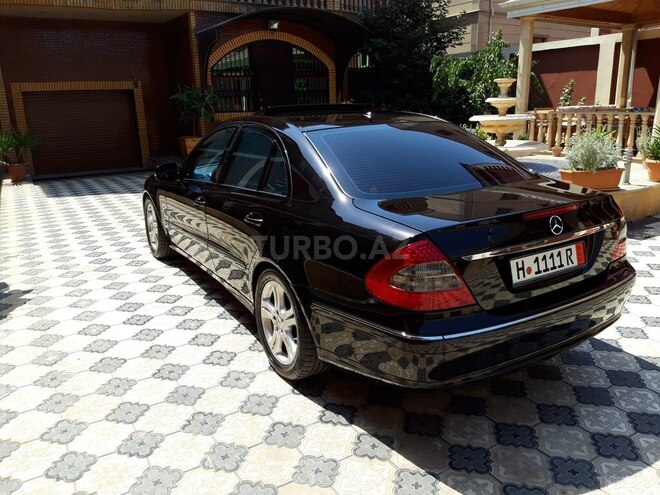Mercedes E 220 2006, 215,700 km - 2.2 l - Bakı