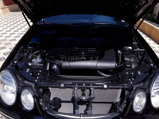 Mercedes E 220 2006, 215,700 km - 2.2 l - Bakı