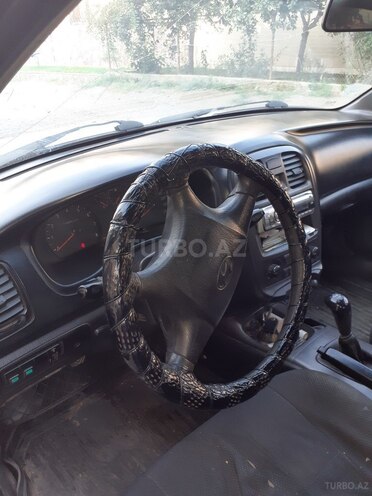 Hyundai Sonata 2003, 299,850 km - 2.0 l - Gəncə