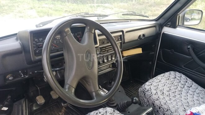 LADA (VAZ) Niva 2009, 250,000 km - 1.7 l - Qusar