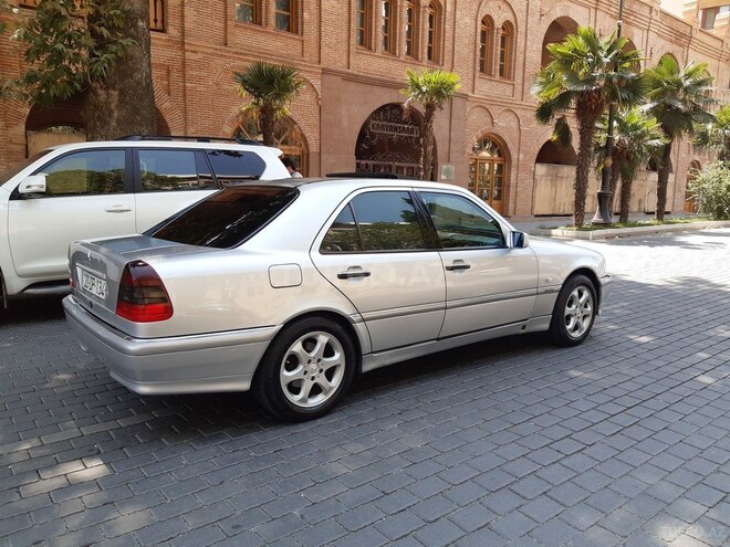 Mercedes C 280 1998, 270,000 km - 2.8 l - Gəncə