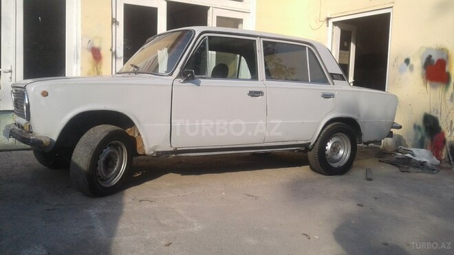 LADA (VAZ) 21011 1985, 695,850 km - 1.5 l - Zaqatala