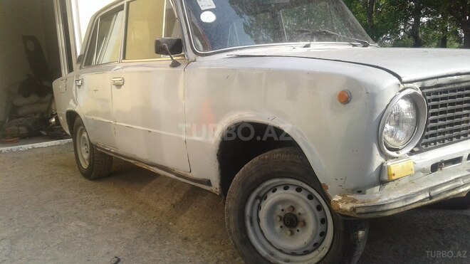 LADA (VAZ) 21011 1985, 695,850 km - 1.5 l - Zaqatala