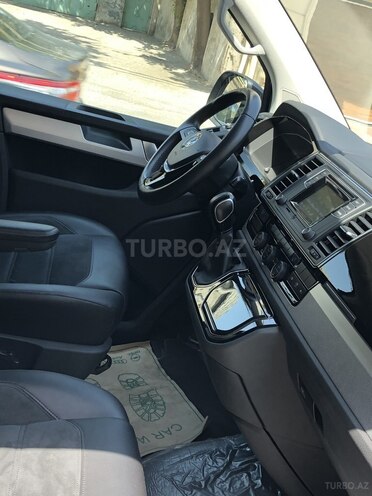Volkswagen Multivan 2017, 75,000 km - 2.0 l - Bakı