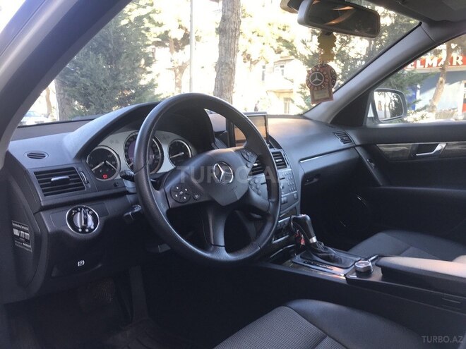 Mercedes C 220 2007, 285,000 km - 2.2 l - Bakı