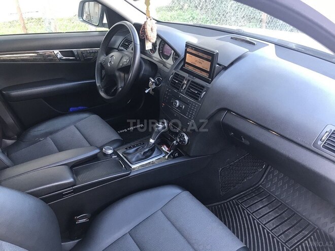 Mercedes C 220 2007, 285,000 km - 2.2 l - Bakı