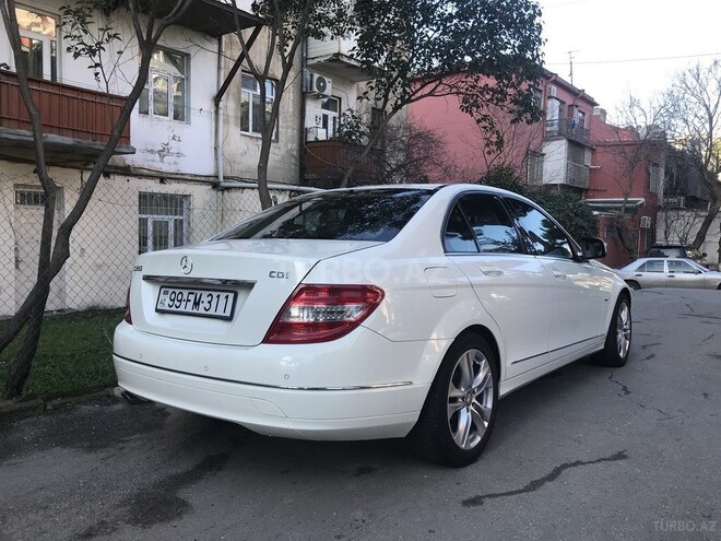 Mercedes C 220 2007, 285,000 km - 2.2 l - Bakı
