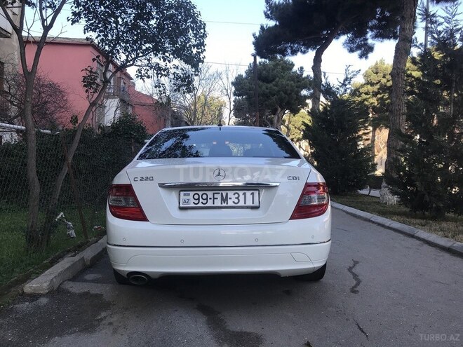 Mercedes C 220 2007, 285,000 km - 2.2 l - Bakı