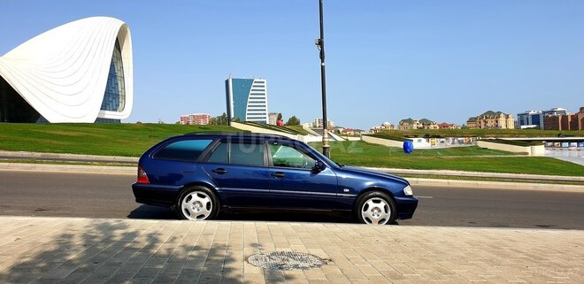 Mercedes C 180 1999, 268,598 km - 1.8 l - Bakı