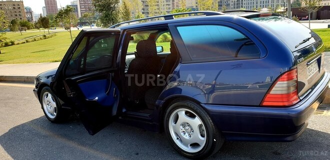 Mercedes C 180 1999, 268,598 km - 1.8 l - Bakı