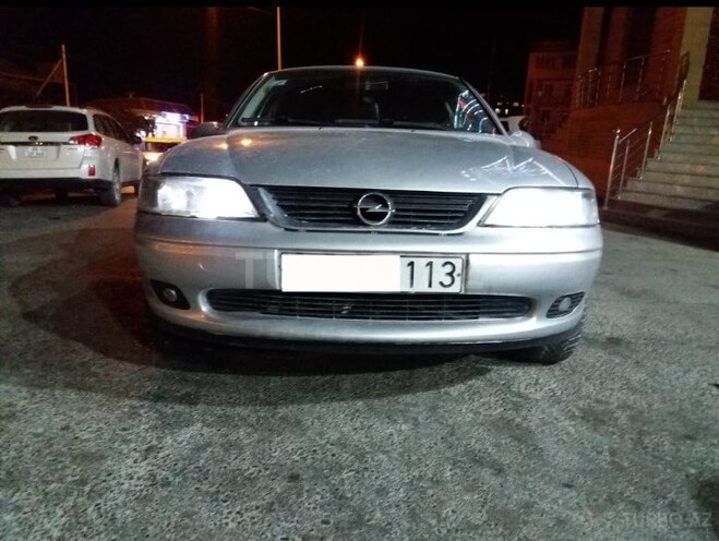 Opel Vectra 1999, 304,000 km - 1.6 l - Bakı
