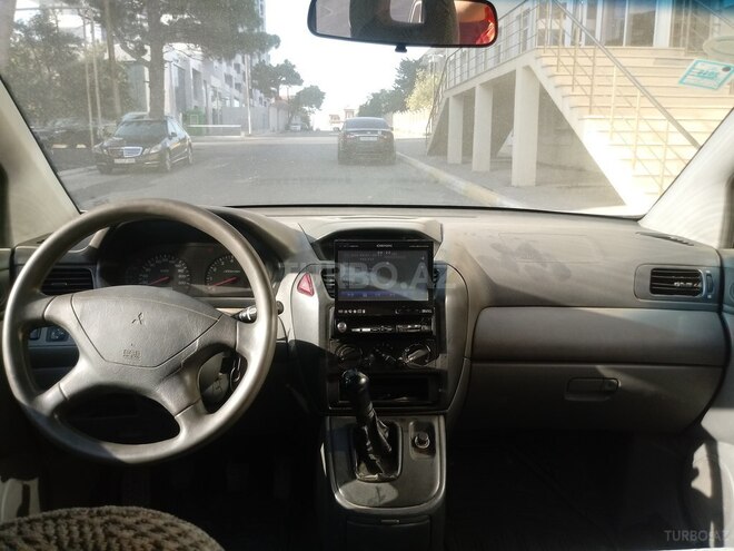 Mitsubishi  1999, 395,000 km - 2.4 l - Bakı