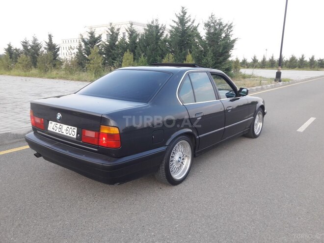 BMW 520 1990, 235,485 km - 2.0 l - Ağdaş