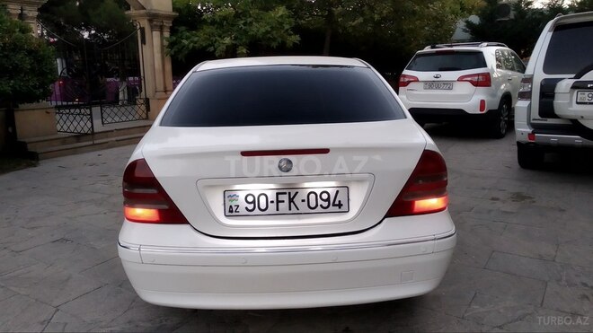 Mercedes C 240 2001, 271,000 km - 2.4 л - Sumqayıt