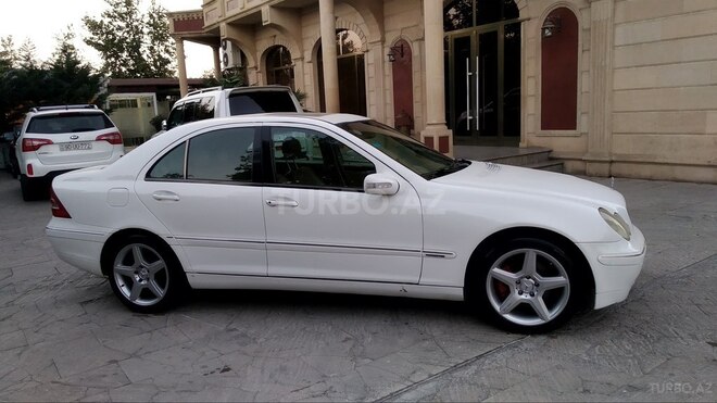 Mercedes C 240 2001, 271,000 km - 2.4 л - Sumqayıt