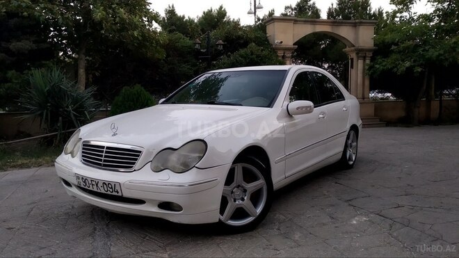 Mercedes C 240 2001, 271,000 km - 2.4 л - Sumqayıt