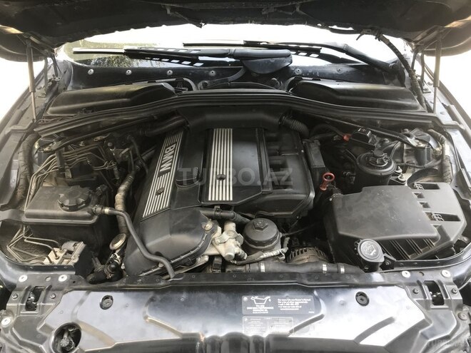 BMW 530 2004, 290,000 km - 3.0 l - Bakı