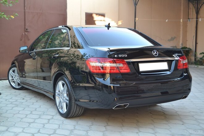 Mercedes E 300 2012, 135,000 km - 3.0 л - Bakı