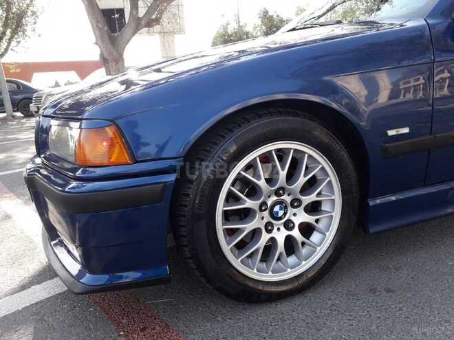BMW 320 1998, 300,000 km - 3.2 l - Bakı