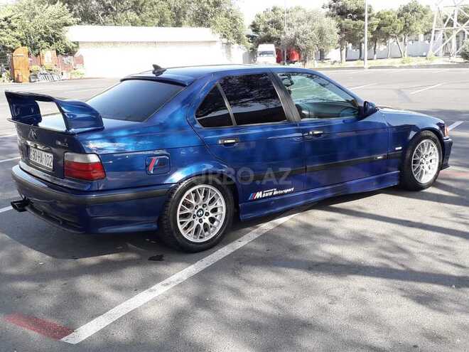 BMW 320 1998, 300,000 km - 3.2 l - Bakı