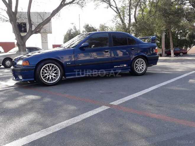 BMW 320 1998, 300,000 km - 3.2 l - Bakı