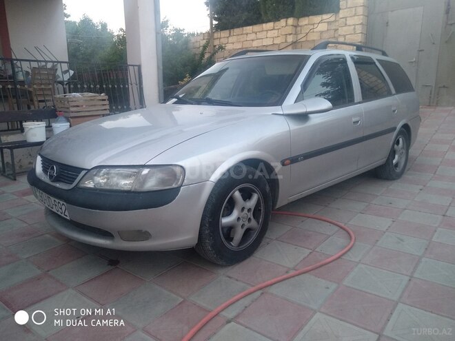 Opel Vectra 1998, 280,000 km - 2.0 l - Bakı
