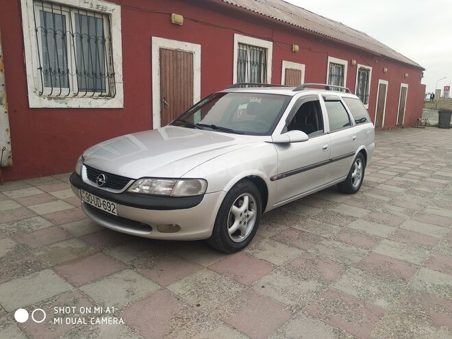 Opel Vectra 1998, 280,000 km - 2.0 l - Bakı