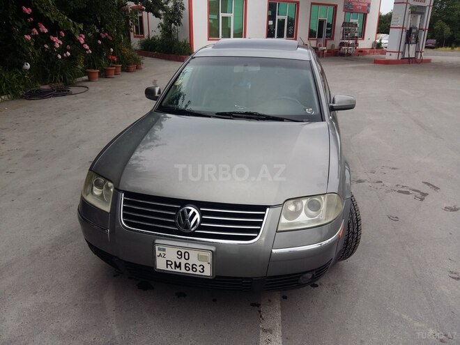Volkswagen Passat 2001, 265,000 km - 1.8 l - Qax