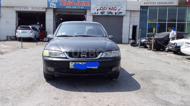 Opel Vectra 1997, 136,200 km - 2.0 l - Sumqayıt