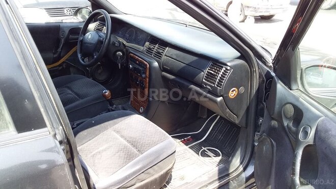 Opel Vectra 1997, 136,200 km - 2.0 l - Sumqayıt