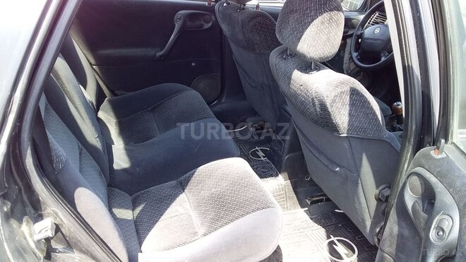 Opel Vectra 1997, 136,200 km - 2.0 l - Sumqayıt