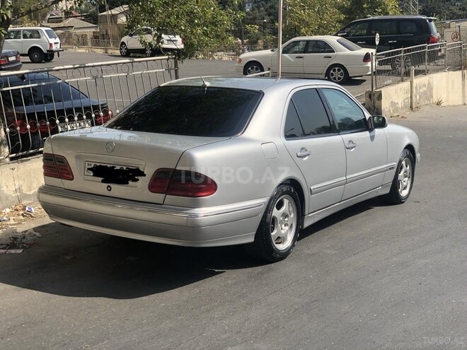 Mercedes E 270 2000, 359,000 km - 2.7 l - Bakı