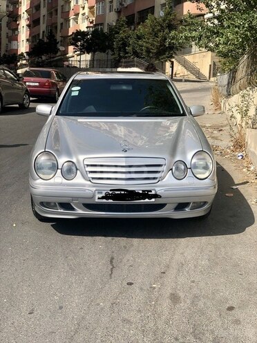 Mercedes E 270 2000, 359,000 km - 2.7 l - Bakı