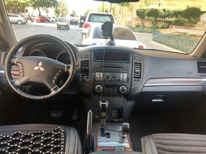 Mitsubishi Pajero 2008, 157,000 km - 3.0 l - Bakı