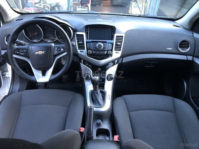 Chevrolet Cruze 2011, 230,000 km - 1.6 l - Şəki