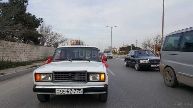 LADA (VAZ) 2107 2009, 670,000 km - 1.6 l - Bakı
