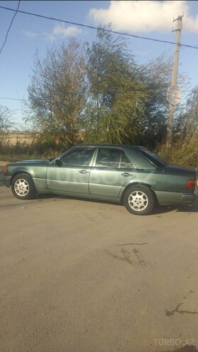 Mercedes E 200 1992, 357,000 km - 2.0 l - Bakı
