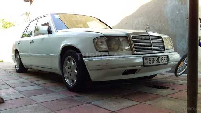 Mercedes E 200 1993, 4,587,612 km - 2.0 л - Bakı