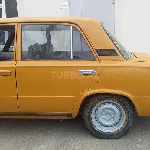 LADA (VAZ) 21011 1983, 128,520 km - 0.2 l - Qobustan