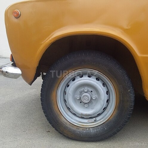 LADA (VAZ) 21011 1983, 128,520 km - 0.2 l - Qobustan