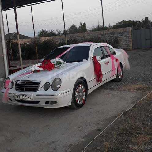 Mercedes E 200 2001, 390 km - 0.2 l - Biləsuvar
