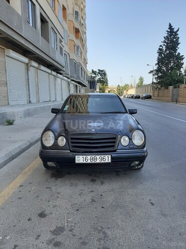 Mercedes E 200 1997, 320,000 km - 2.0 l - Bakı