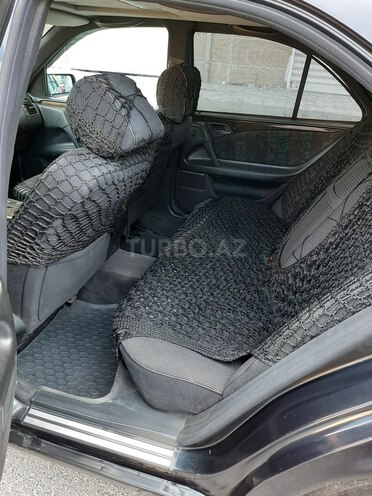 Mercedes E 200 1997, 320,000 km - 2.0 l - Bakı