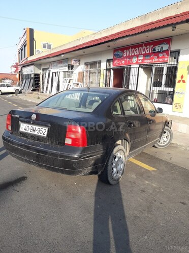 Volkswagen Passat 1998, 3,000,000 km - 1.8 l - Quba