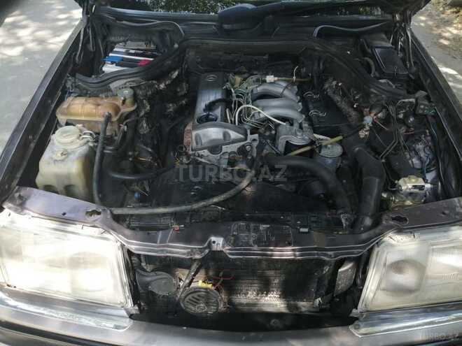 Mercedes E 200 1991, 353,434 km - 2.0 л - Bakı
