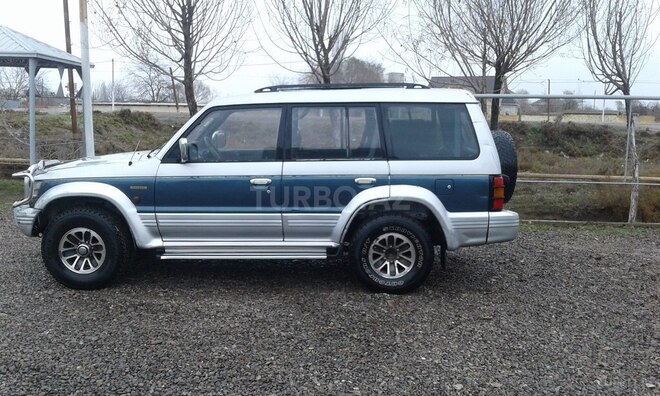 Mitsubishi Pajero 1992, 342,000 km - 2.5 л - Bakı