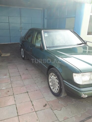 Mercedes E 220 1993, 370,000 km - 2.2 л - Bakı