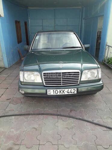 Mercedes E 220 1993, 370,000 km - 2.2 л - Bakı